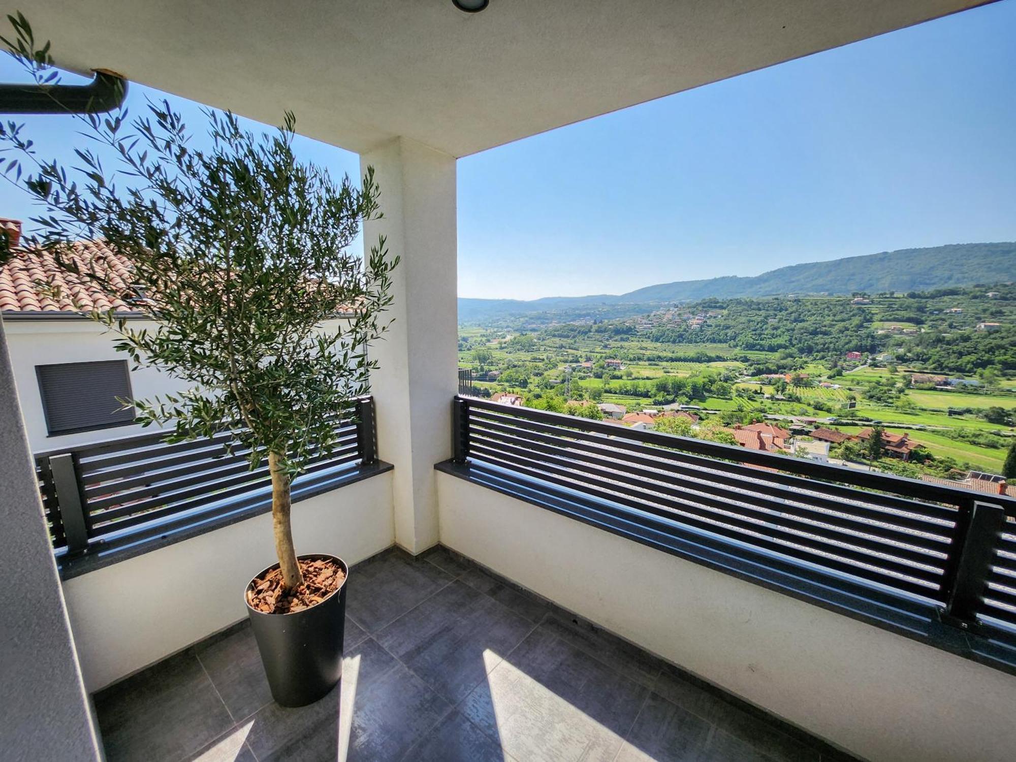 Villa Capris Apartments Koper Exterior photo